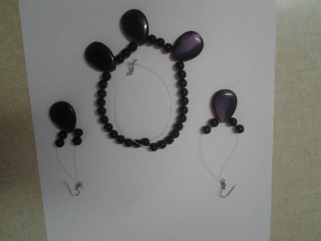 Necklace & earing set